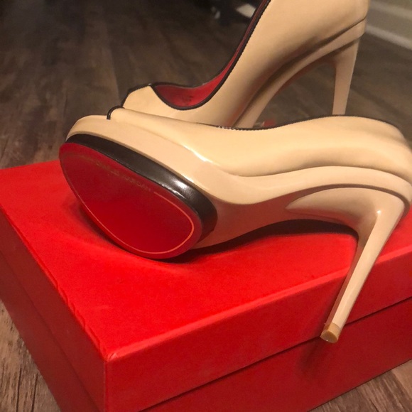 Charles Jourdan - Picture 3 of 3